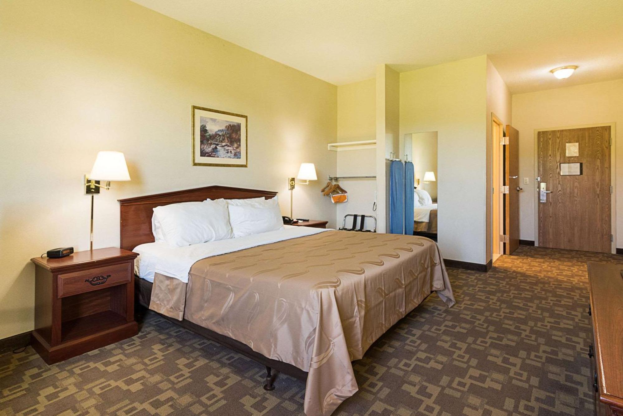 Quality Inn & Suites Schoharie Near Howe Caverns Екстер'єр фото